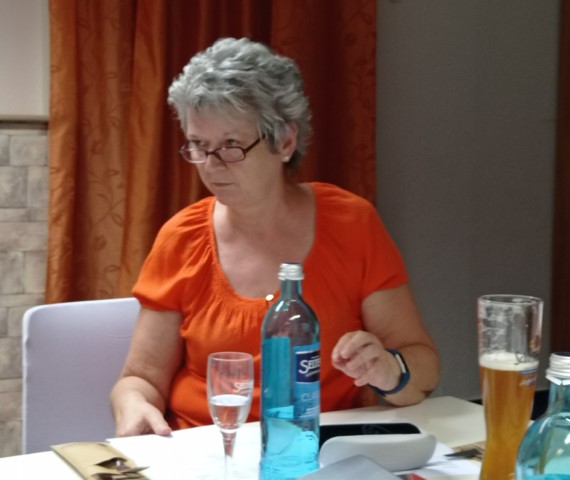 Kassenwartin Ingeborg